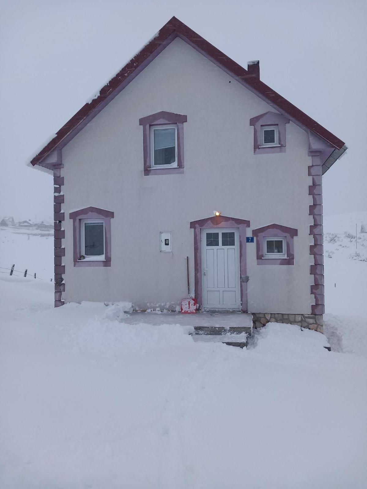 Guest House Nena Žabljak Eksteriør billede